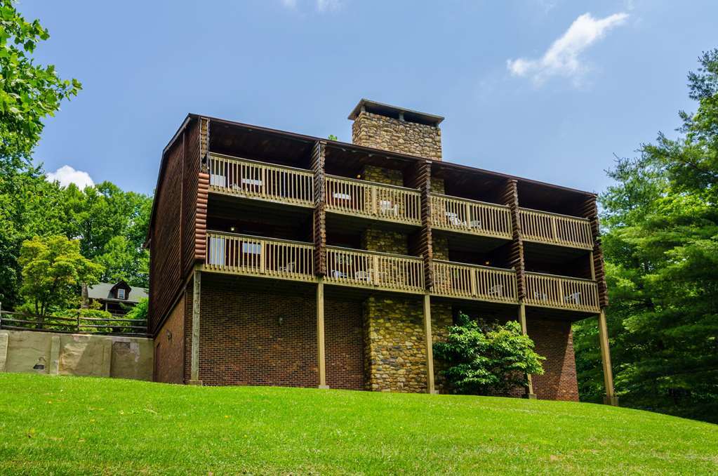 Highland Hills Motel & Cabins Boone Exterior photo